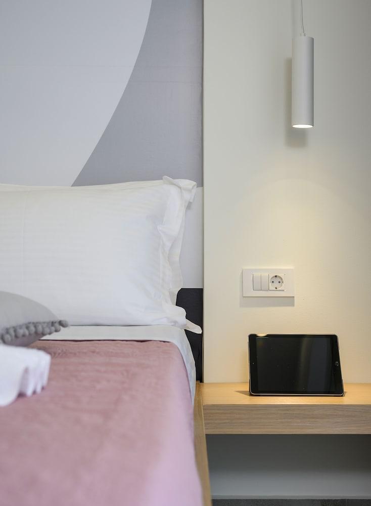 Athina Suites Luxury Suites Near The Sea Platanias Platanés Екстериор снимка
