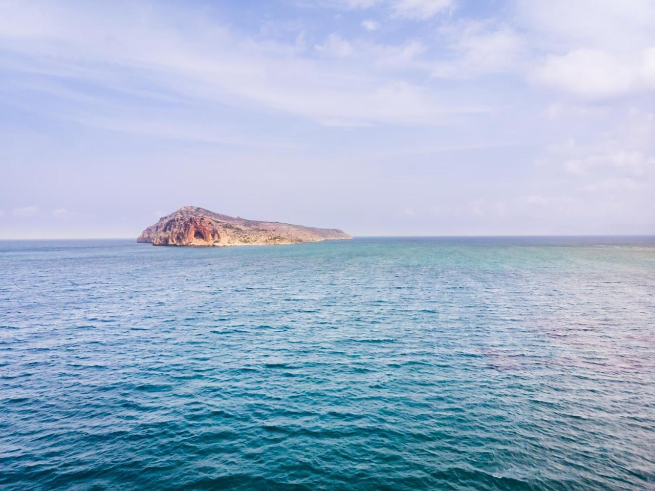 Athina Suites Luxury Suites Near The Sea Platanias Platanés Екстериор снимка