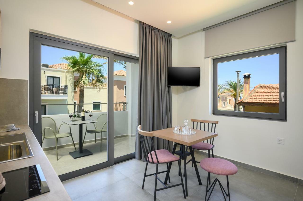 Athina Suites Luxury Suites Near The Sea Platanias Platanés Екстериор снимка